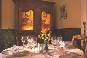 Hotel Logis Du Pont Neuf 3*
