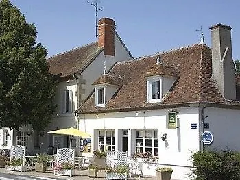 Logis Du Pont Neuf Hotel