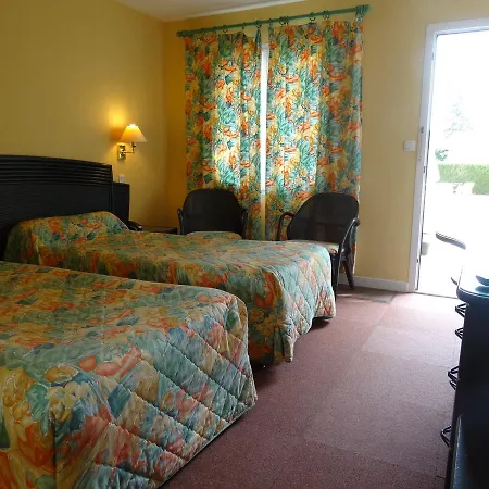 Logis Du Pont Neuf Hotel Le Veurdre